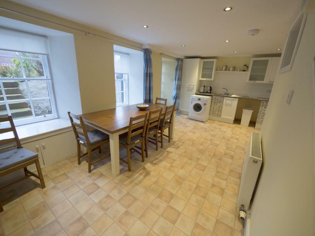 The Gallery Flat, 4 Tannage Brae Kirriemuir Exterior foto