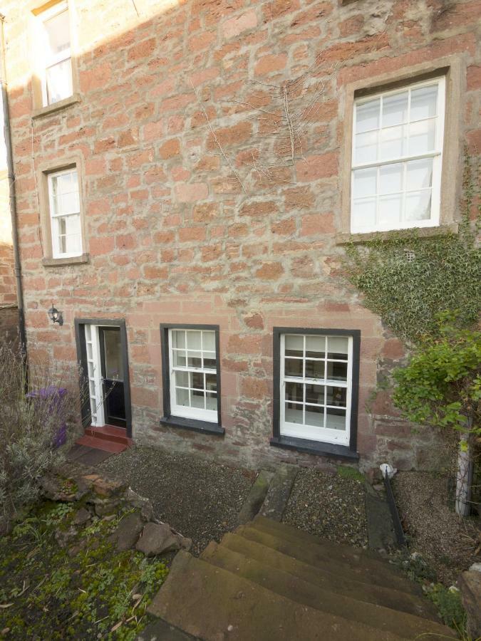 The Gallery Flat, 4 Tannage Brae Kirriemuir Exterior foto